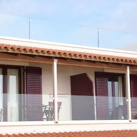 Hotel apartamentowy Ammos