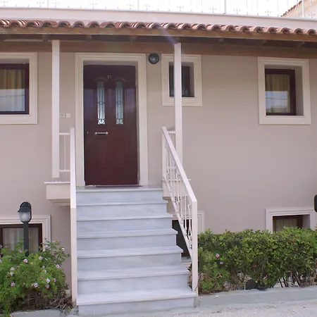 Aparthotel Ammos Minia