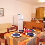 Ammos Aparthotel